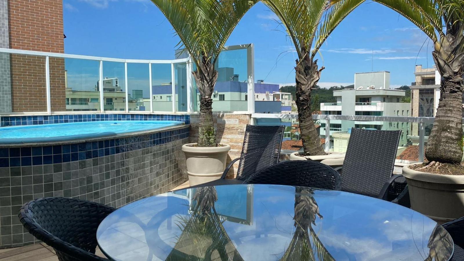 Cobertura Com Piscina Em Sc *